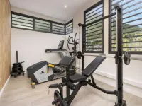 Cook's Bay Hotel & Suites - Gym