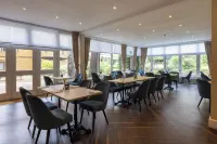 Whately Hall Hotel - internet