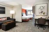 SpringHill Suites Dallas Downtown/West End - breakfast