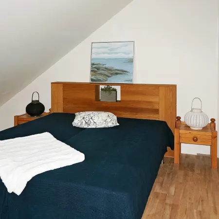8 person holiday home in GLOMMEN-By Traum