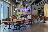 Moxy Munich Ostbahnhof - Pet Friendly