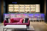 Aloft Vaughan Mills - bar