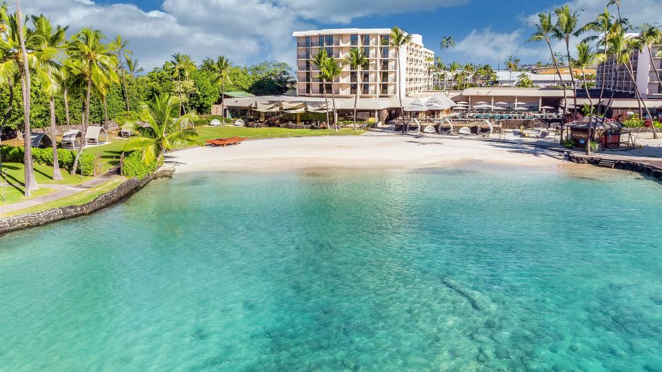 Courtyard by Marriott King Kamehameha's Kona Beach Hotel