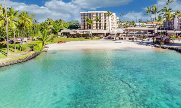 Courtyard by Marriott King Kamehameha's Kona Beach Hotel