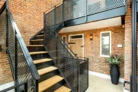 The Granary – Elegant Countryside Retreat - جاكوزي