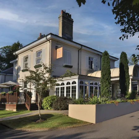 Forest Lodge Hotel