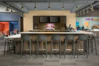 Tru by Hilton Atlanta NW Kennesaw - bar