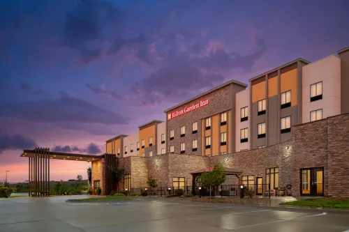Hilton Garden Inn Topeka - Gym