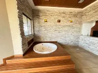 Apartamento Império Romano - 2 Quartos, 24HS Piscina - น้ำพุร้อน