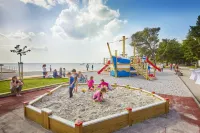 Villas - Hotel & Resort Adria Ankaran - parking