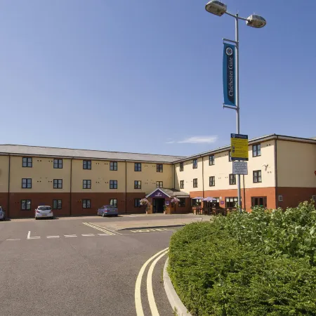 Premier Inn Chichester South (Gate Leisure Park)