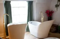 Cotswold Townhouse - Adults Only - 2-Star