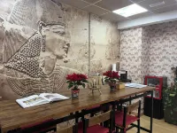Debod Hostel - Hostels