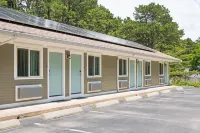 Wilder Inn South Wellfleet, Outset Collection by Hilton - piscine