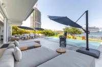 Casa Luna del Mar · Beachfront 7BR, Pool & Staff - ヴィラ