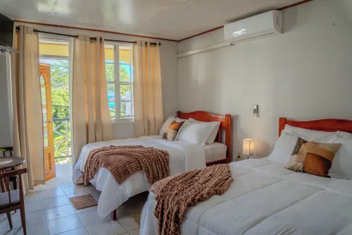 Mr. Clean Bed and Breakfast - parking