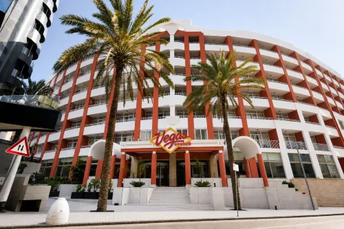Vegas Resort - parking