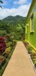 Tropikal Synergy Mountain View - Apartments