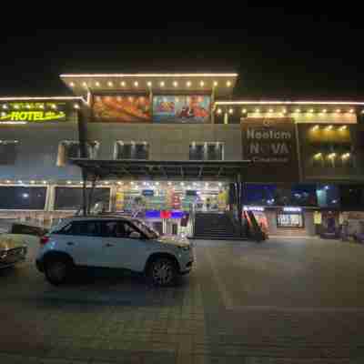 莫加尼南飯店 Hotel Exterior
