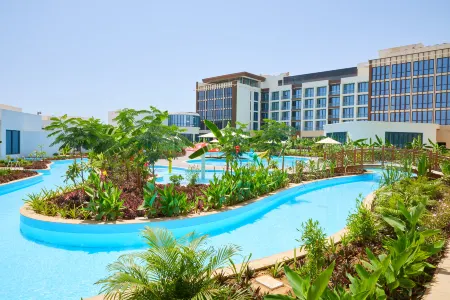Millennium Resort Salalah Отели в г. Салала