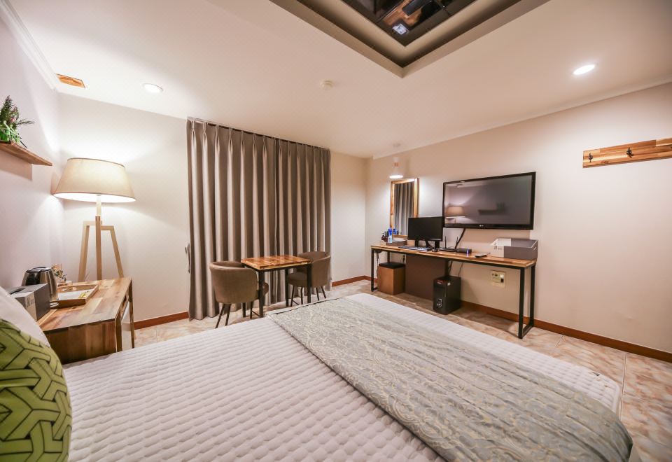 JM모텔의 깨끗하고 뽀송한 침구류