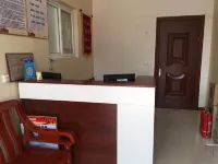 Fengqiu Shanjia Hotel