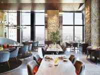 فندق إنتركونتيننتال أوساكا Hotels near نوليدج كابيتال