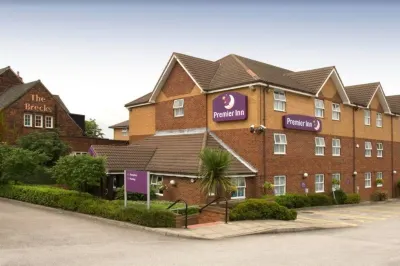 Rotherham East (M18/M1) Hotels near Clifton Park