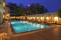 Shahpura House - Pools