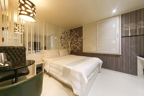 Goseong Bobo - Motels