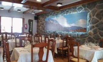 Hotel Navarro - Housity