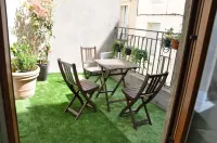 Ida B&B Chambres d' Hôtes Hôtels à proximité de : La Famille