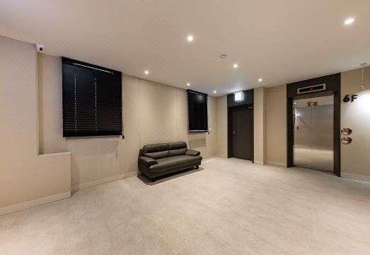 충주 모던 그레이 호텔 외부/내부 이미지