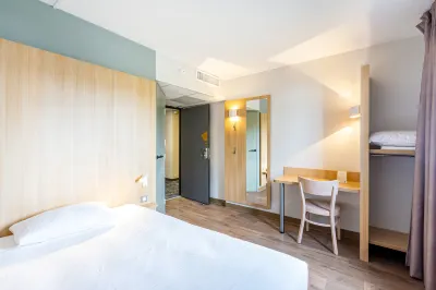 B&B Hotel Angers Parc Expos Hotels in Briollay