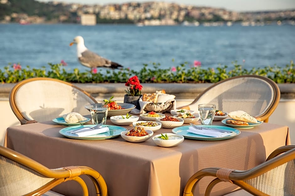 Four Seasons Hotel Istanbul at The Bosphorus