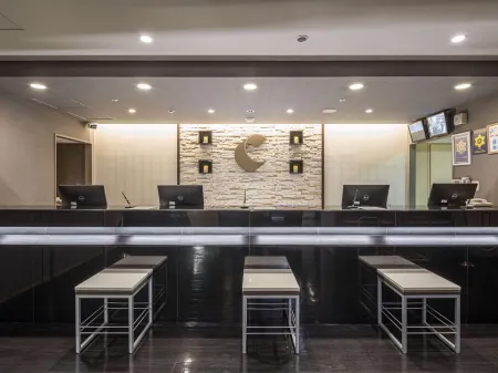 Comfort Hotel Tokyo Higashi Nihombashi Отели рядом с достопримечательностью «Tokyo Skytree»