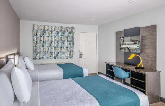 尤里斯達拉斯6號汽車旅館