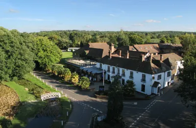 Cbh Frensham Pond Hotel Hotel di 