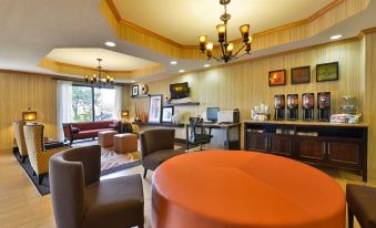 Hampton Inn by Hilton Sturgis-Lagrange Area