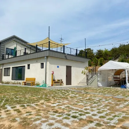 Damyang Sesolgil 12 Pension