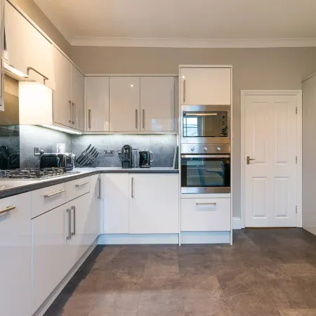 Modern Living 2 Bedroom Apartment South Wilmslow
