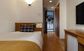 Hotel Toms - Housity