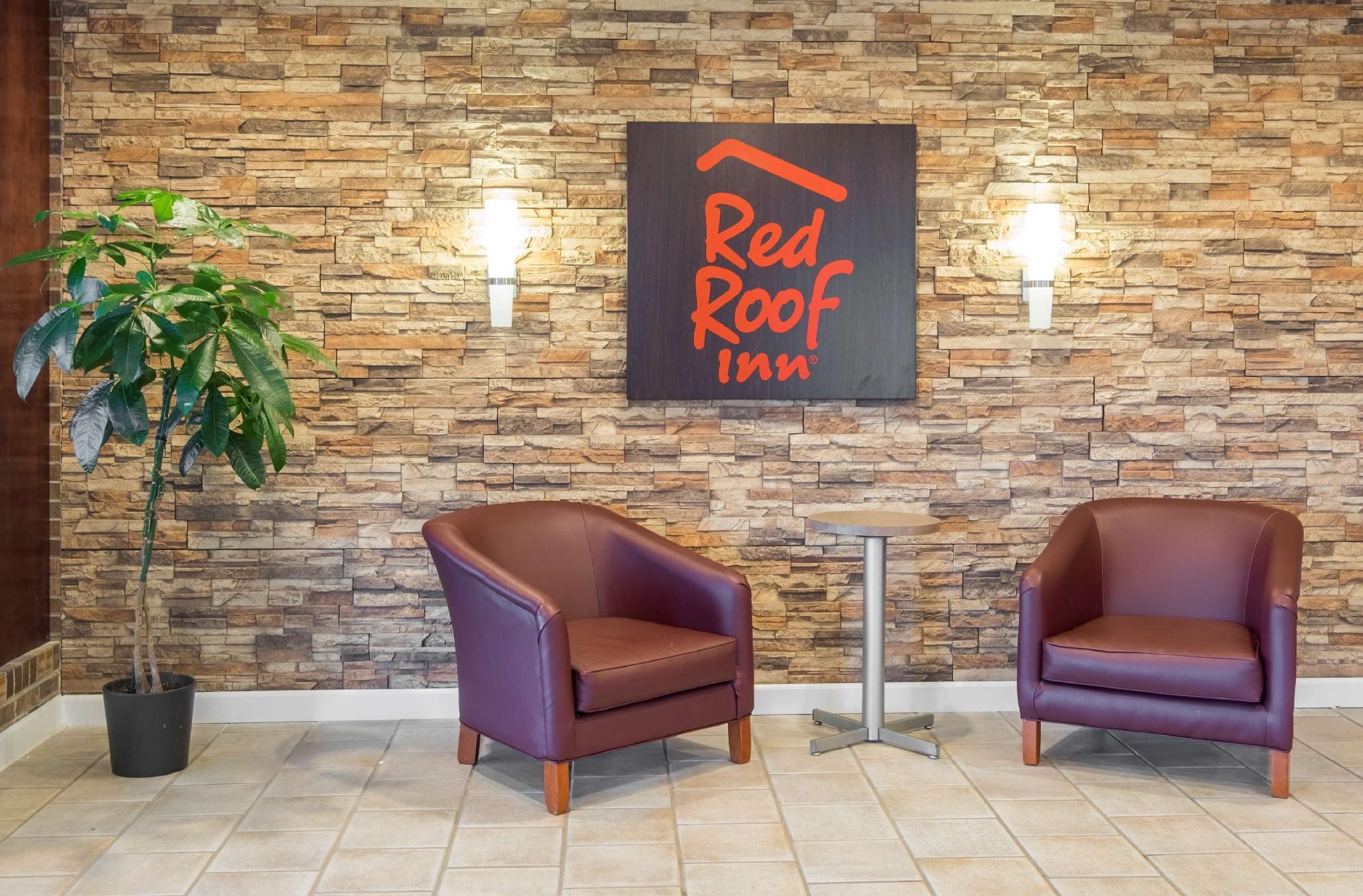 Red Roof Inn & Suites Wytheville