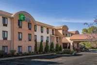 Holiday Inn Express & Suites Canton Hotels in Canton