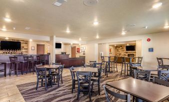 Cobblestone Inn & Suites - Bridgeport