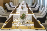 Willis Hotel Business & Wellness - breakfast