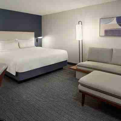 Courtyard by Marriott Toronto Markham Rooms