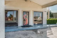 Motel 6 Lancaster, TX - DeSoto - Lancaster Hotel di DeSoto