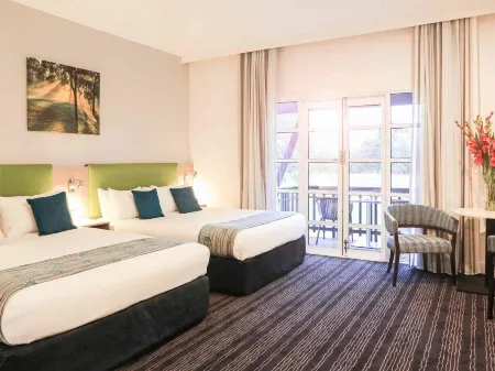 Novotel Swan Valley Vines Resort Отели в г. Вайнс