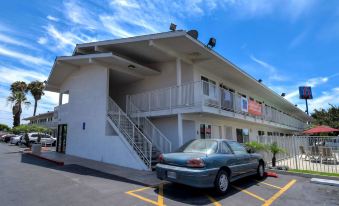 Motel 6 Westminster, CA - South - Long Beach Area